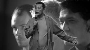 Ермек Турсунов показал резидентам PARASAT фильм, пролежавший 13 лет «на полке»
